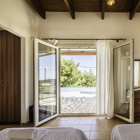 Thalea Villa Lefkada City